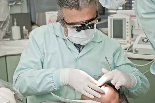dentist 2530990 340 11zon Dentist